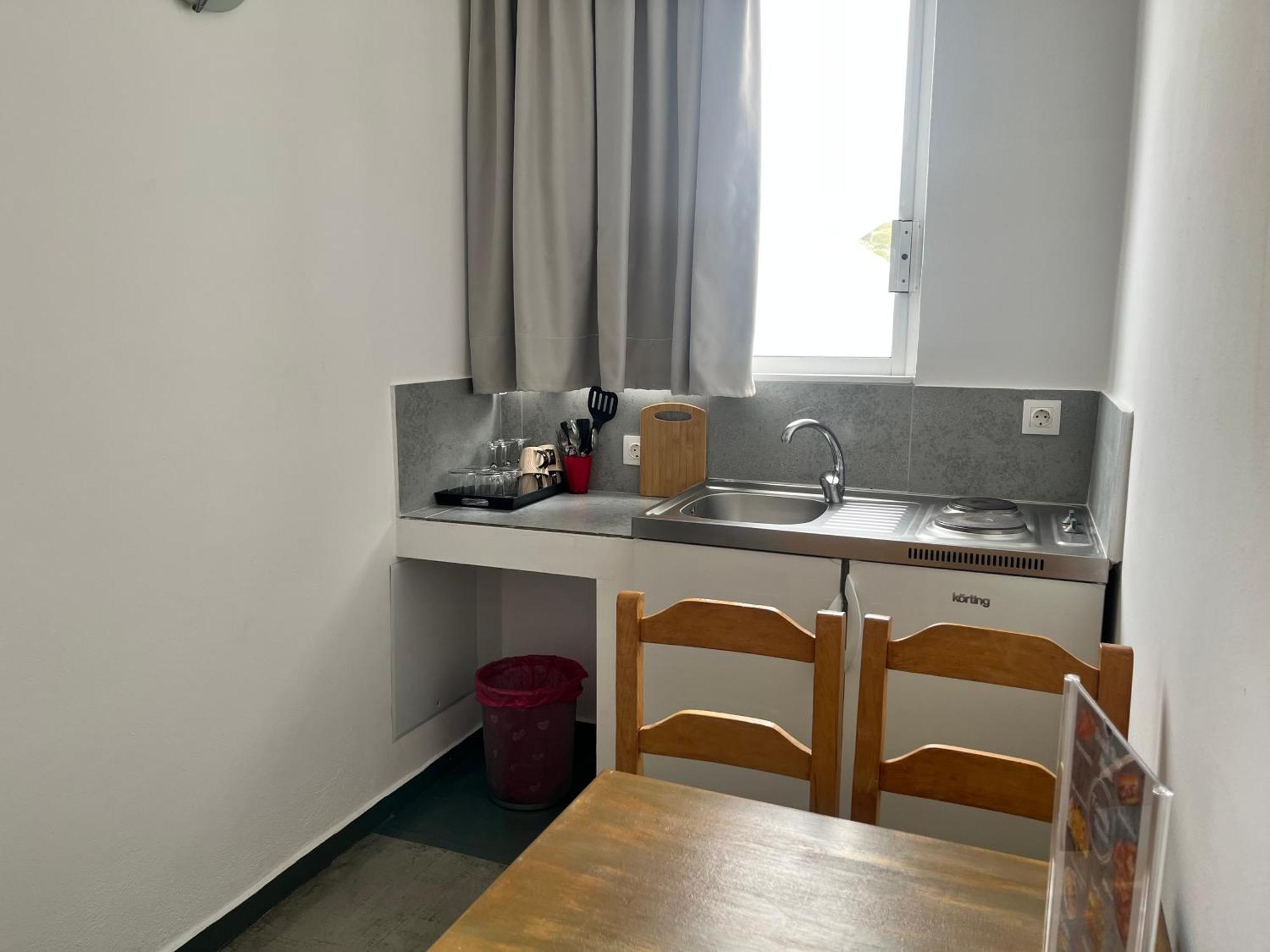 Family House Faliraki Studios Apartments Экстерьер фото