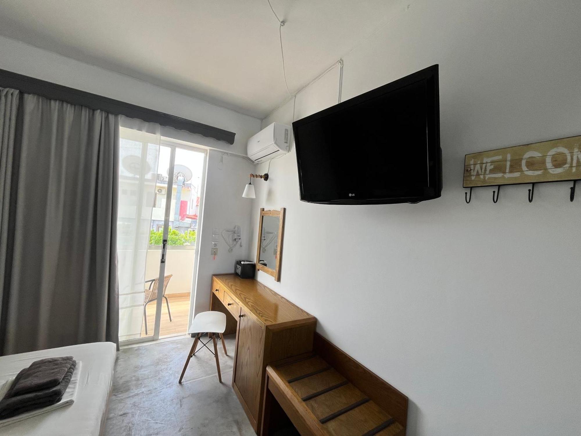 Family House Faliraki Studios Apartments Экстерьер фото