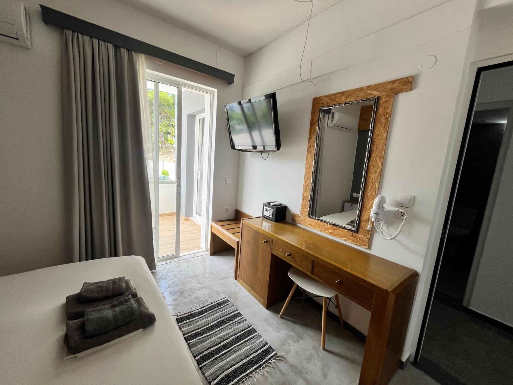 Family House Faliraki Studios Apartments Экстерьер фото