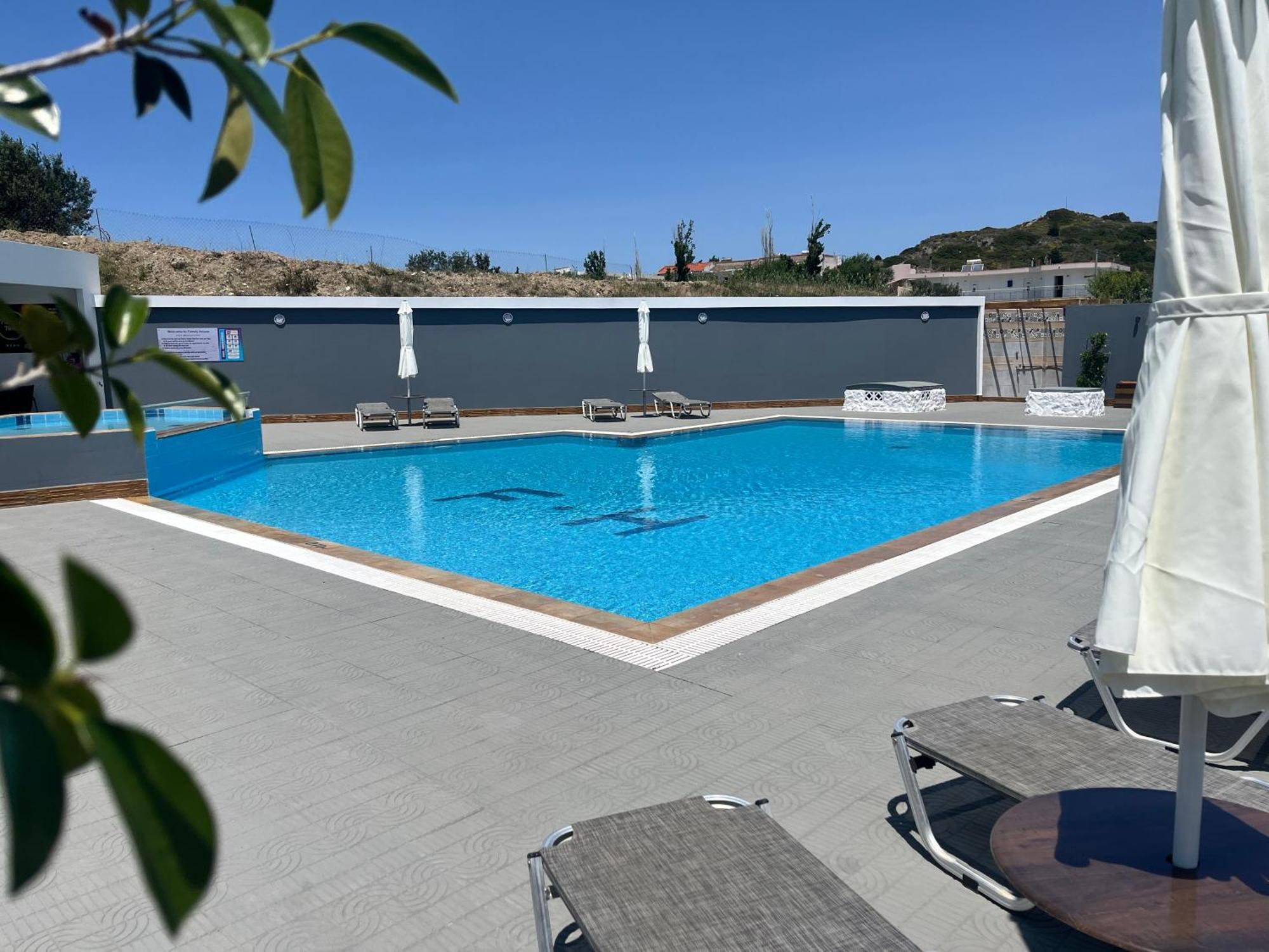 Family House Faliraki Studios Apartments Экстерьер фото